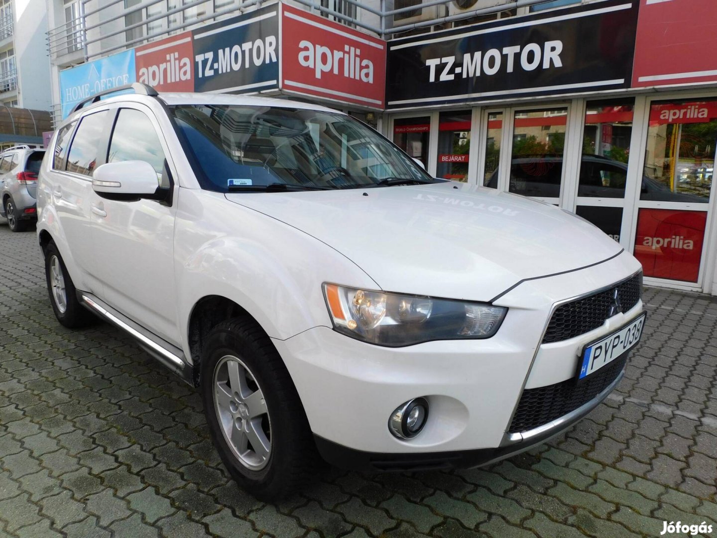 Mitsubishi Outlander 2.2 D Instyle Navi TC-SST EU5