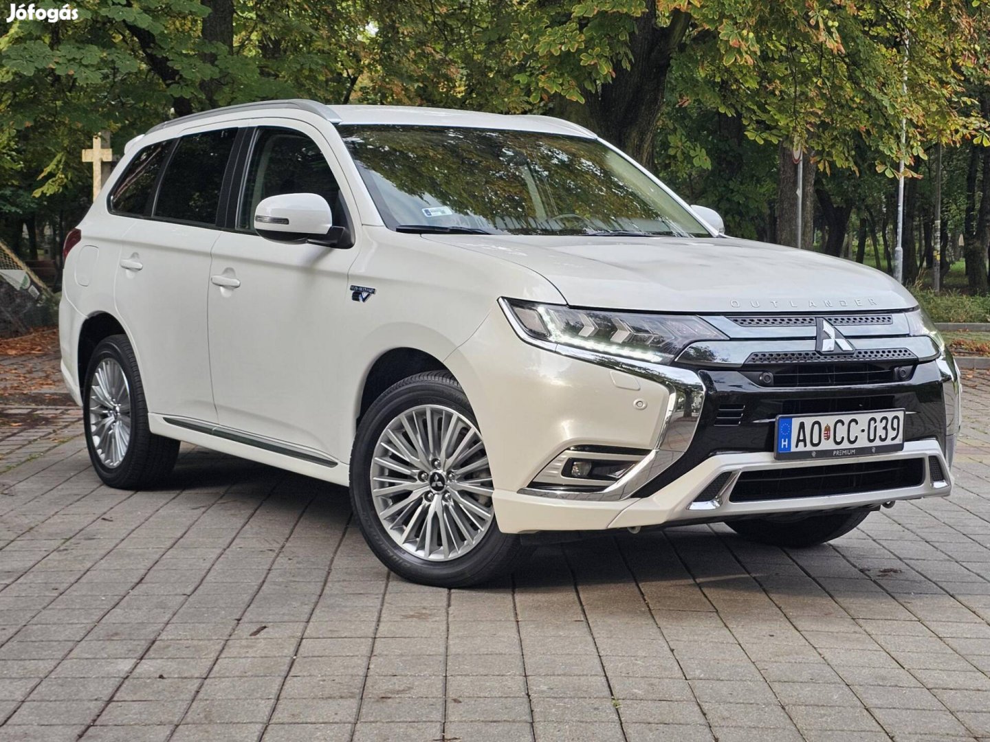 Mitsubishi Outlander 2.4 Phev Elegance 4WD CVT...