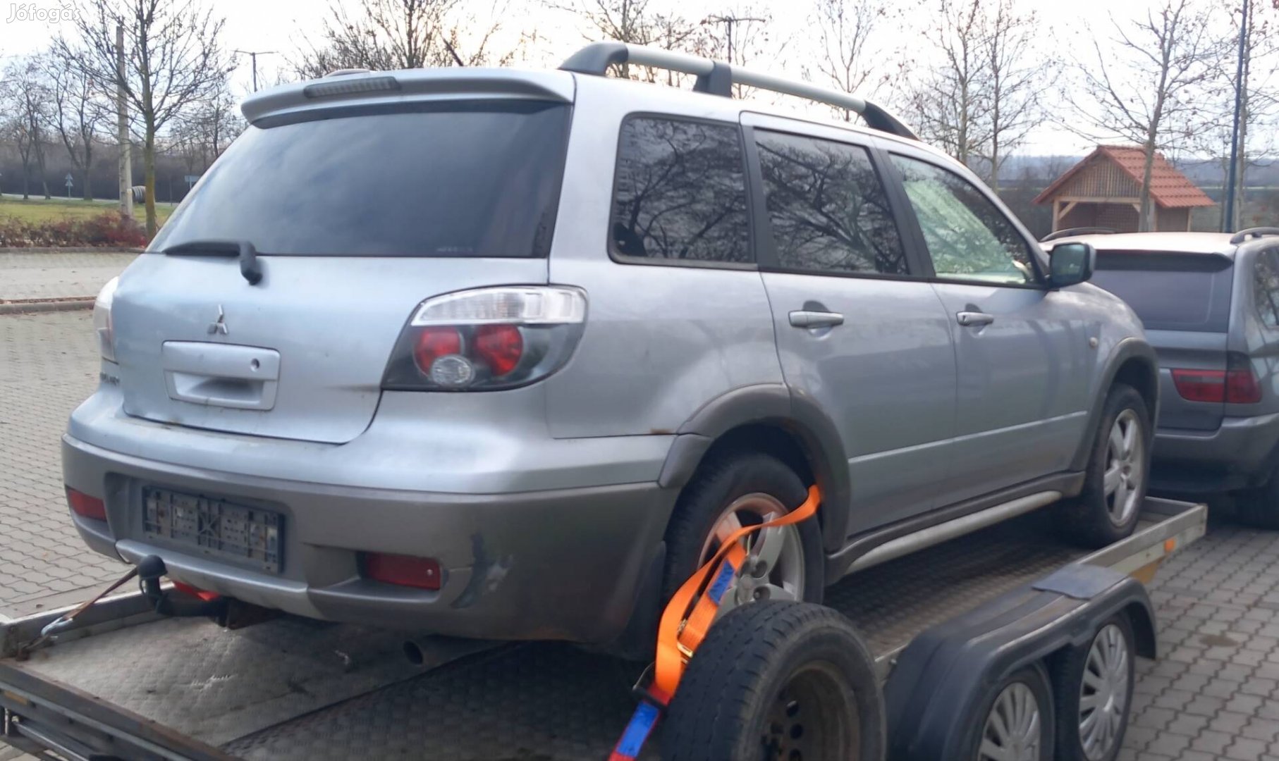 Mitsubishi Outlander 2.4i alkatrész