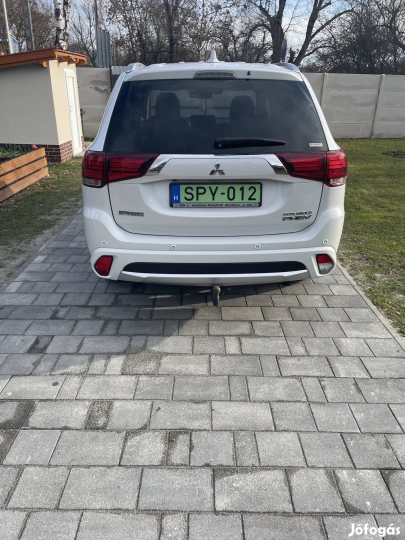 Mitsubishi Outlander Phev