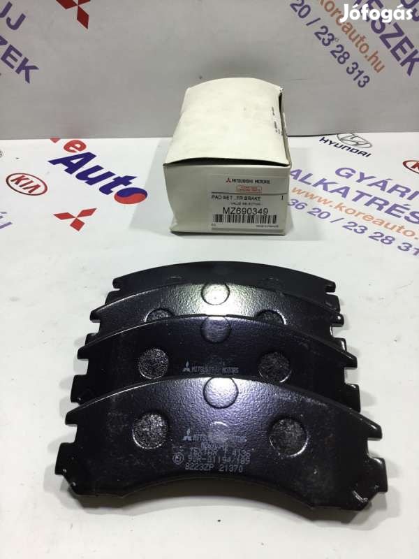 Mitsubishi Outlander fékbetét garnitúra első MZ690349