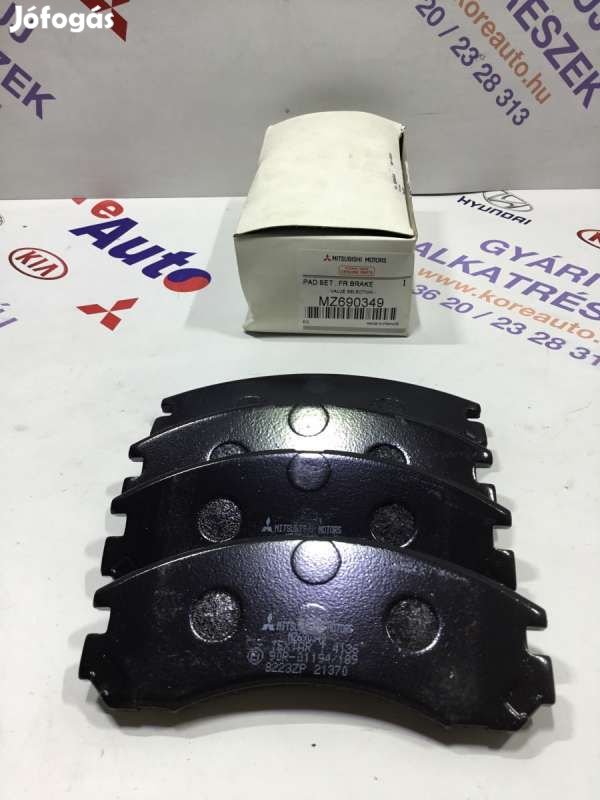 Mitsubishi Outlander fékbetét garnitúra első MZ690349