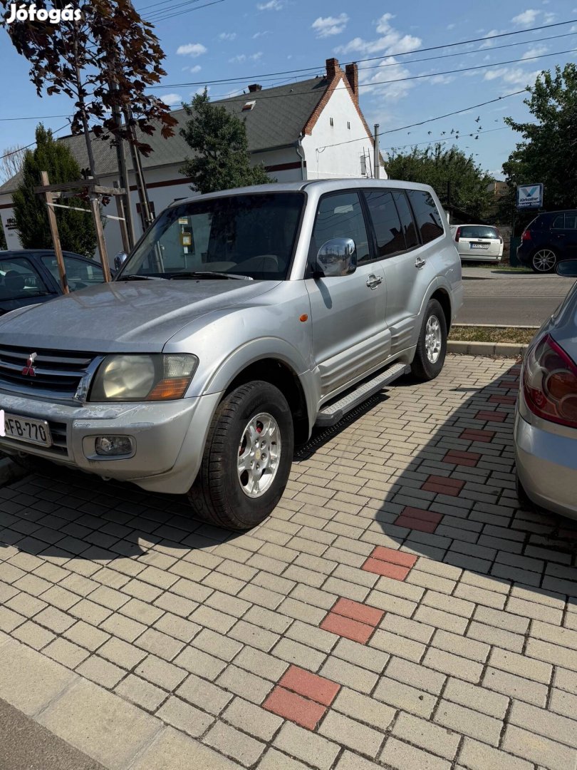 Mitsubishi Pajero 3.2 DID Minden Alkatrésze Bontás