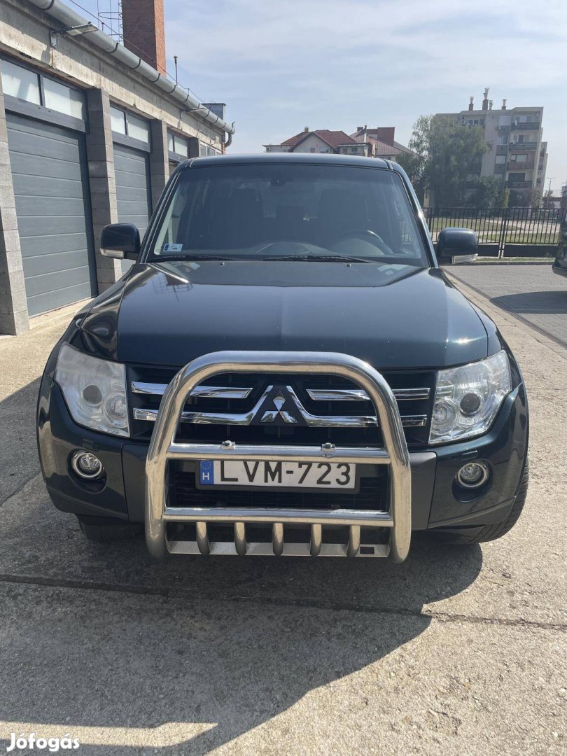 Mitsubishi Pajero 3.2 DI-D Invite