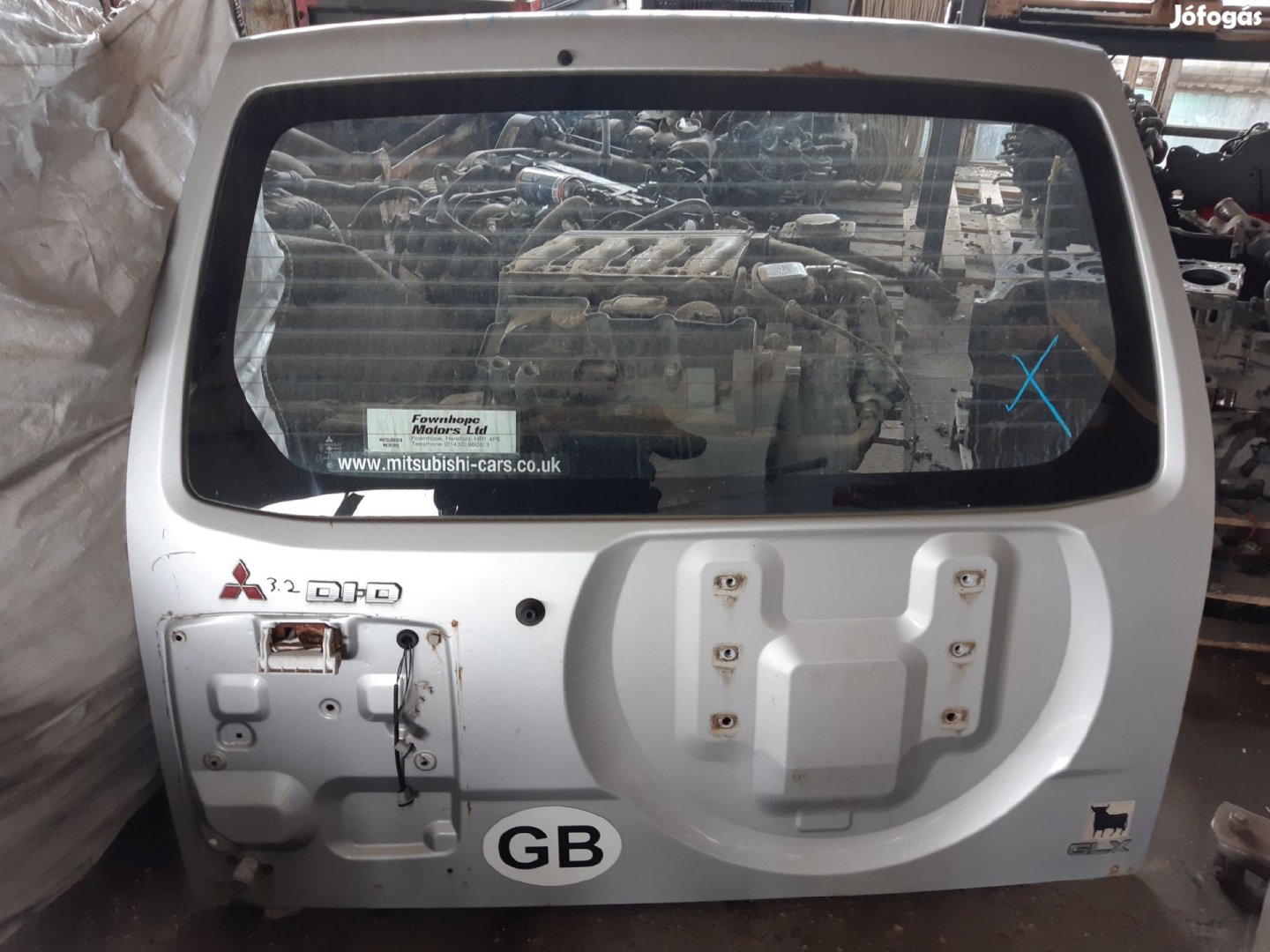 Mitsubishi Pajero Csomagtér Ajtó