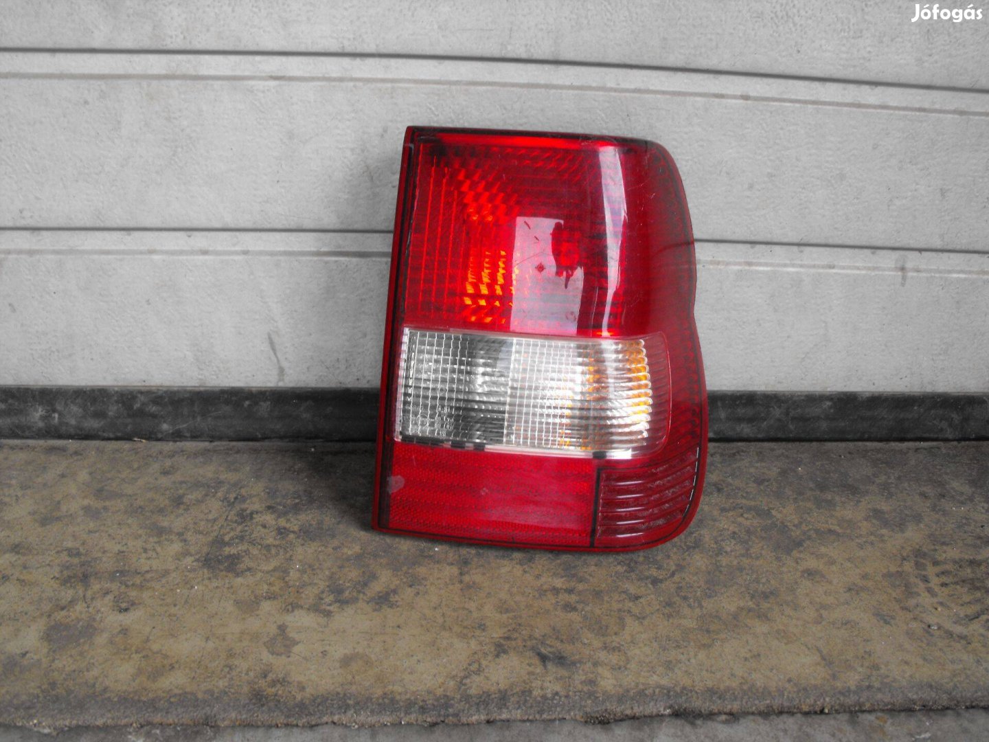 Mitsubishi Pajero Pinin jobb hátsó lámpa 1998-2007 28710202
