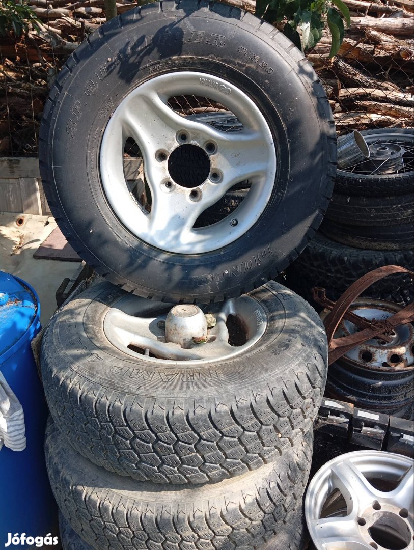 Mitsubishi Pajero R15 terepjáró garnitúra eladó 