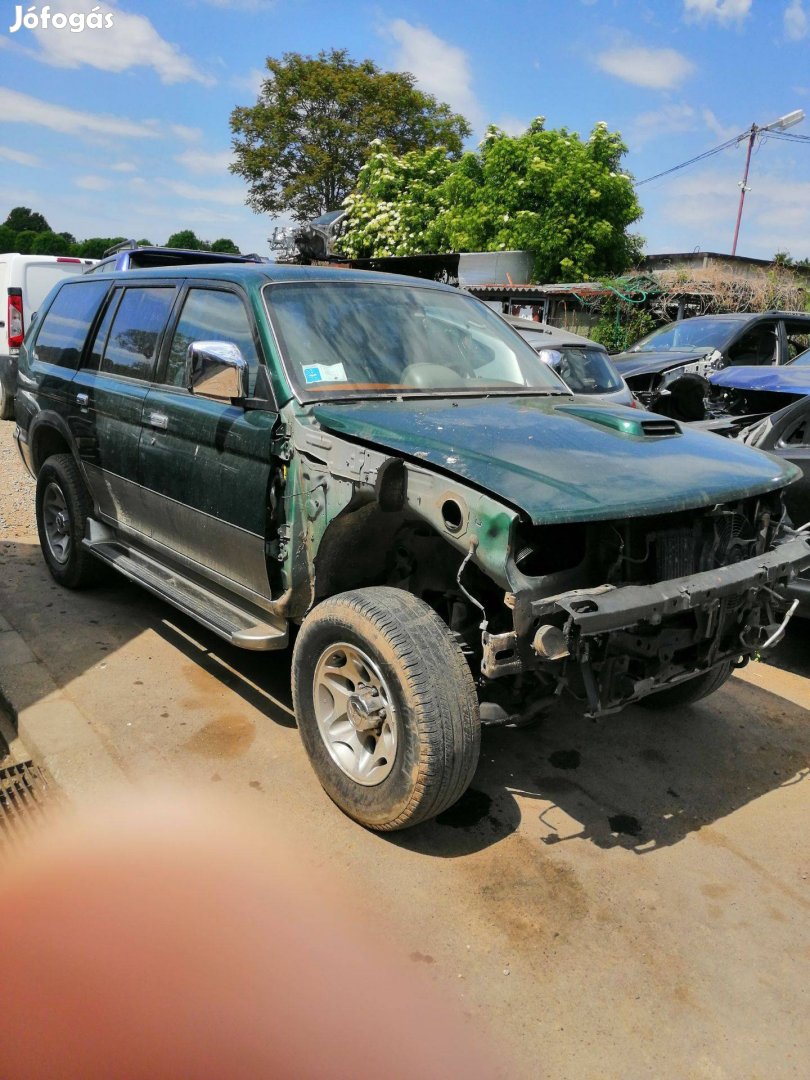 Mitsubishi Pajero Sport bontott alkatrészek