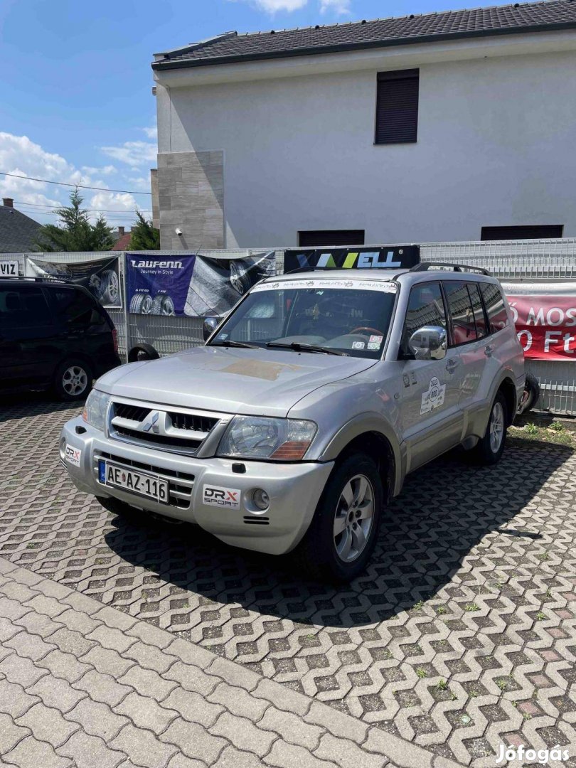 Mitsubishi Pajero Wagon 3.2 DI GLS (Automata)