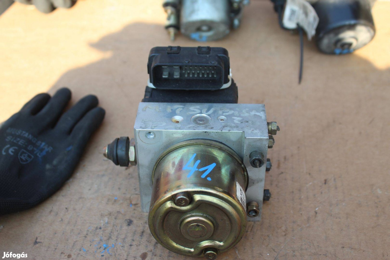 Mitsubishi Space Runner 1991 - 1998 2.0 ABS kocka MR475991 (41)
