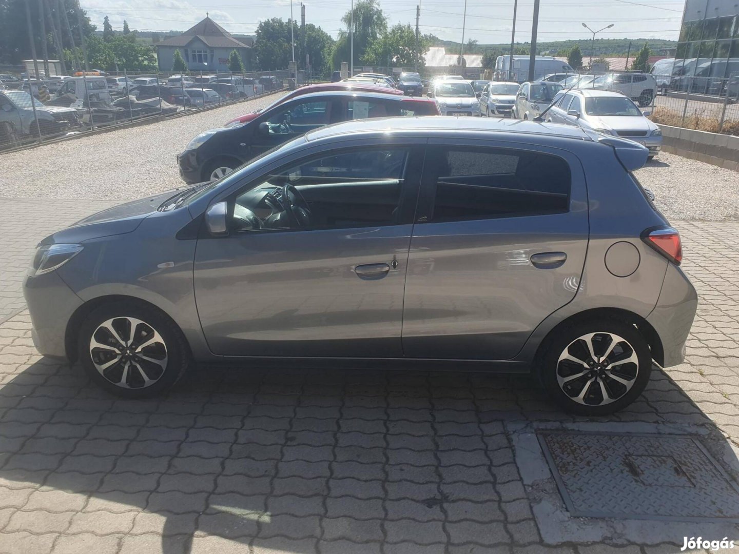 Mitsubishi Space Star 1.2 Mivec Invite Plus 250...