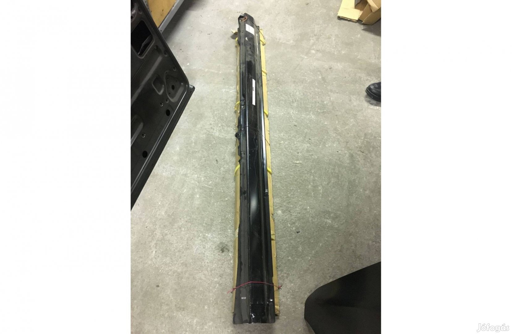 Mitsubishi Space Wagon oldalküszöb j-b 1986-91