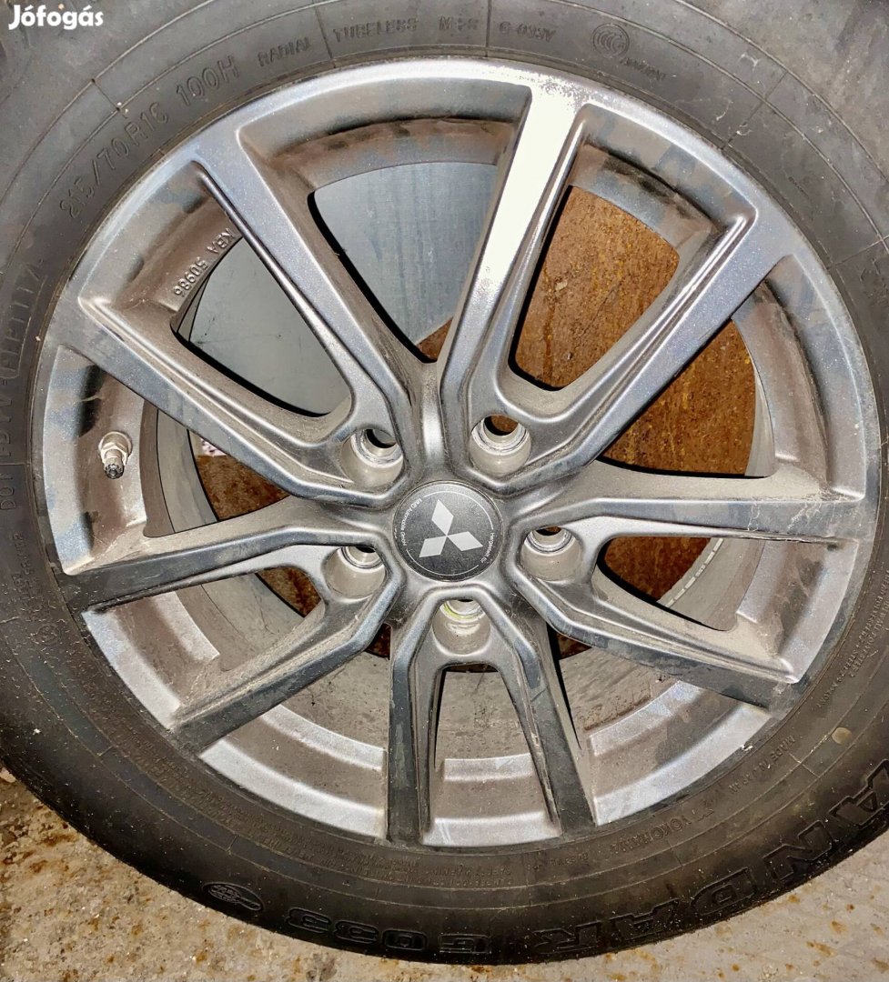 Mitsubishi alufelni 4db 225/70/16R
