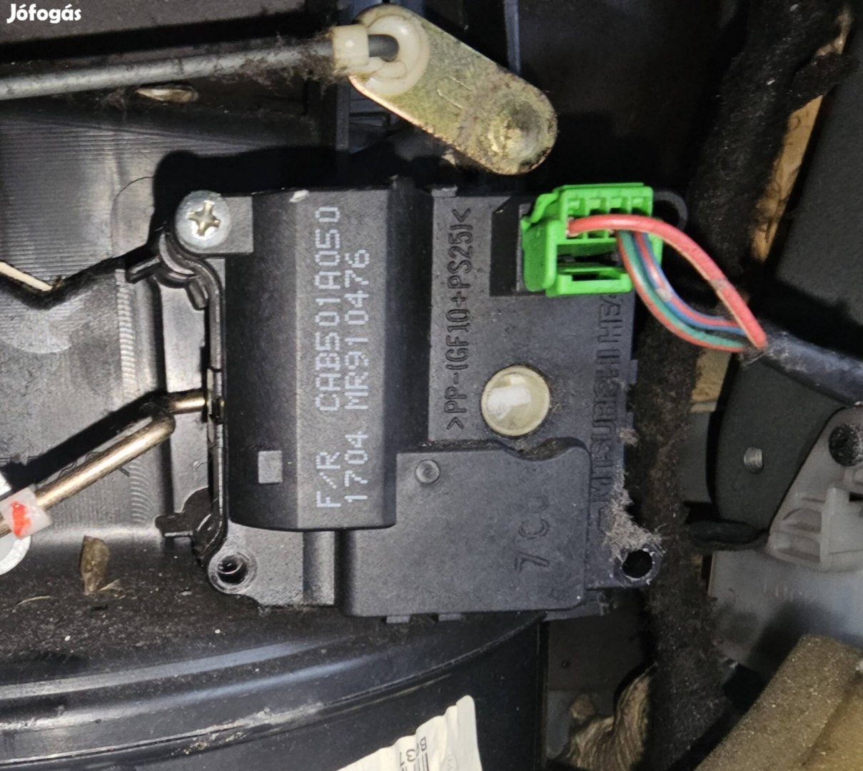 Mitsubishi carisma fütés állító motor 4000