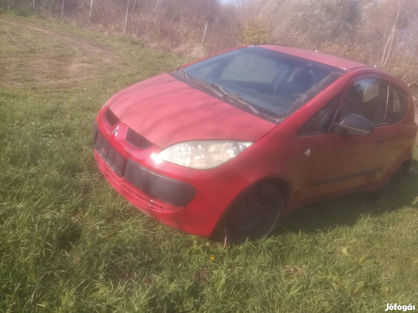 Mitsubishi colt alkatrészei eladók 