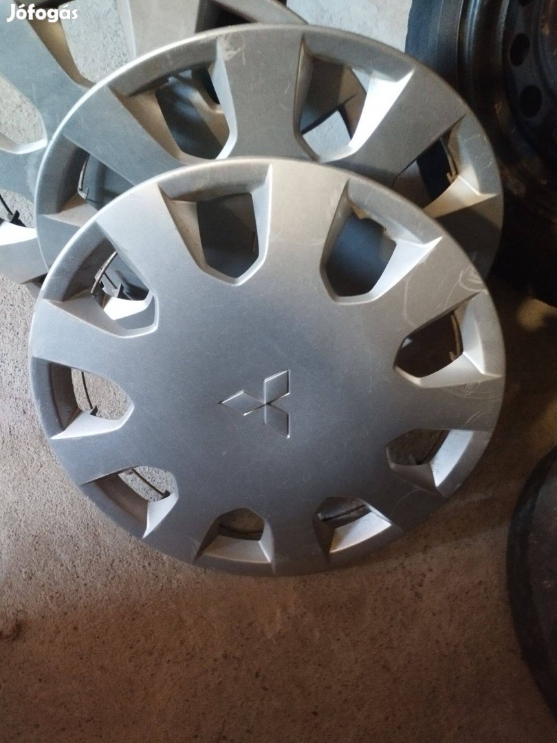 Mitsubishi dísztárcsa