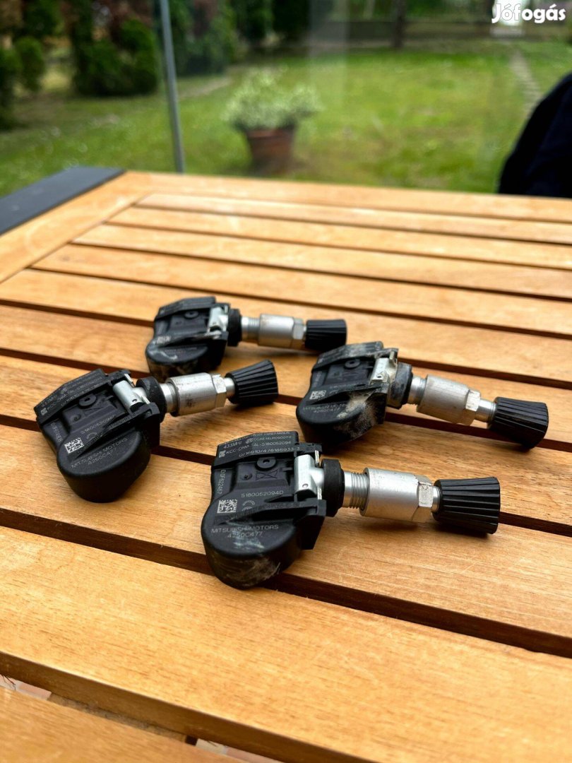 Mitsubishi guminyomás ellenőrző rendszer tpms szenzor szett