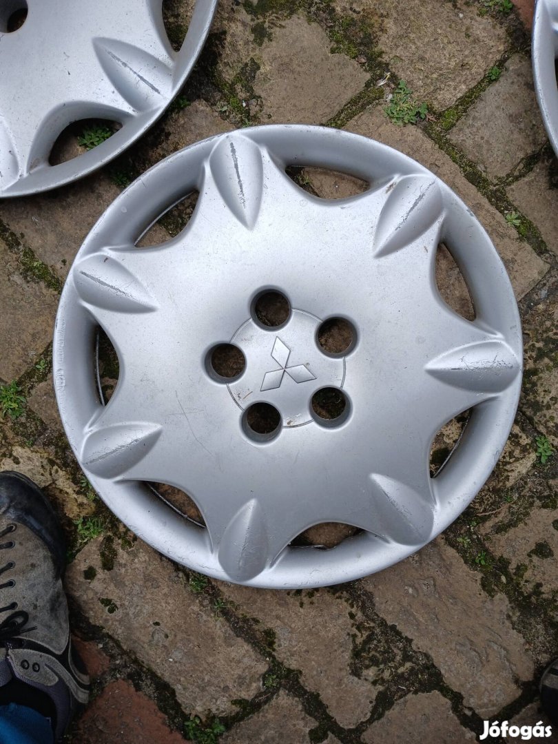 Mitsubishi gyári disztárcsa garnitúra 16"elado. 