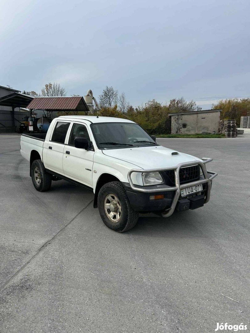 Mitsubishi l200