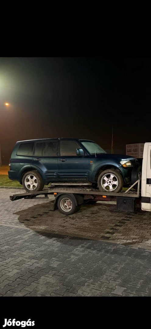Mitsubishi pajero bontódik