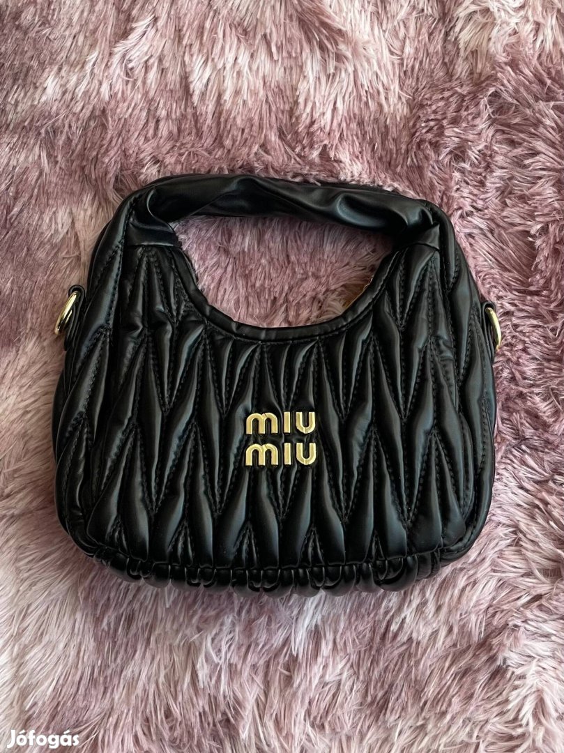 Miu Miu táska