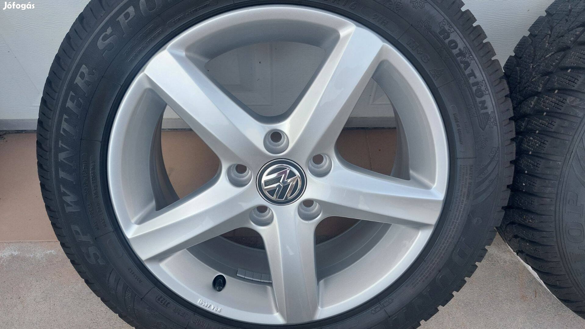 Mmm 3 Gyári, 16" VW Golf VII. /Aspen/ alufelni Téli gumikkal