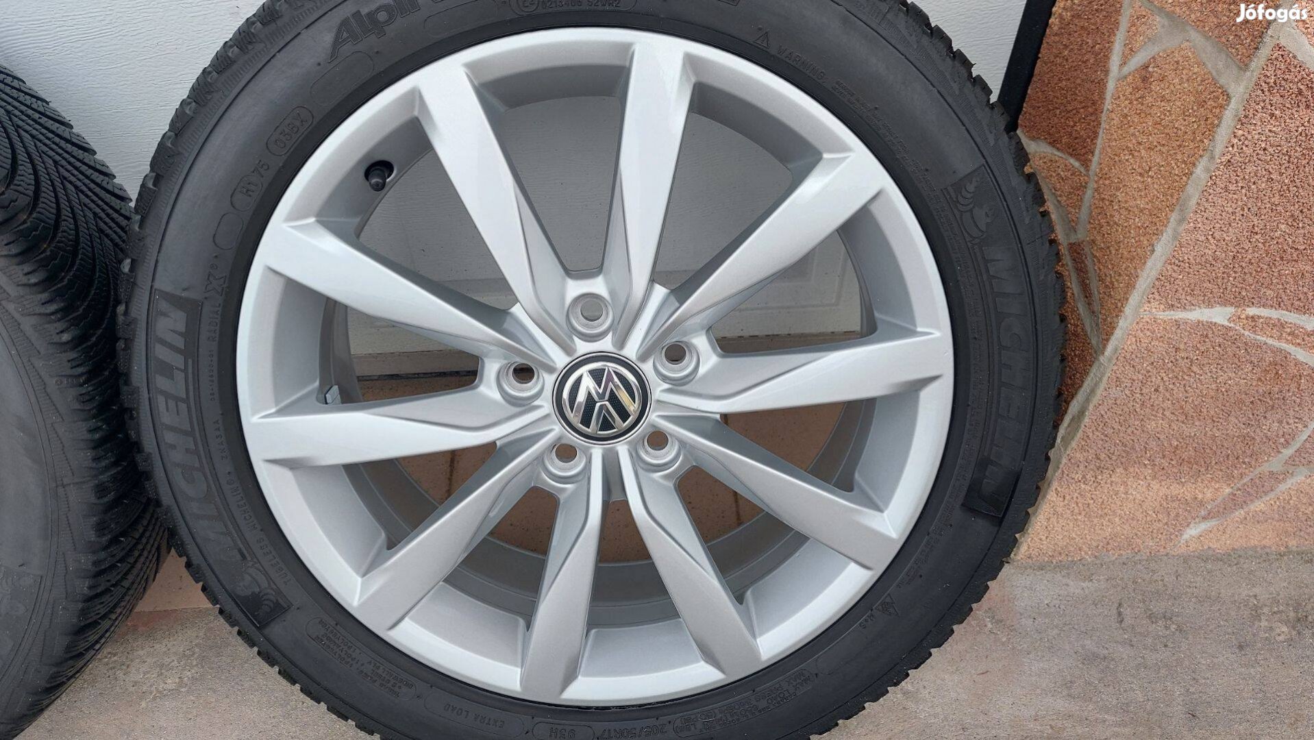 Mmm Gyári, 17" VW Golf VII. Highline /Dyjon/ alufelni Téli gumikkal