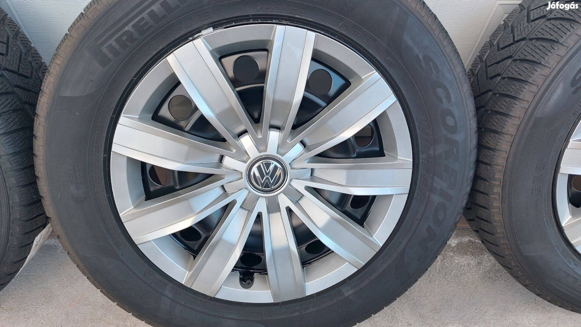 Mmm Gyári, VW Tiguán II. 5NA 17" lemezfelni 5x112 téli gumikkal