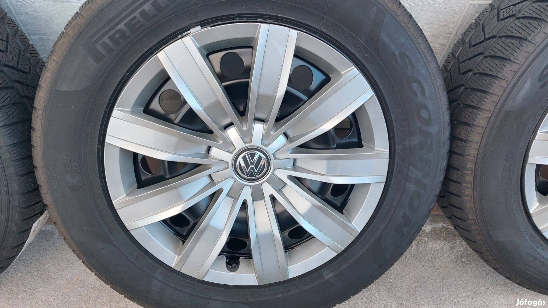 Mmm Gyári, VW Tiguán II. 5NA 17" lemezfelni 5x112 téli gumikkal