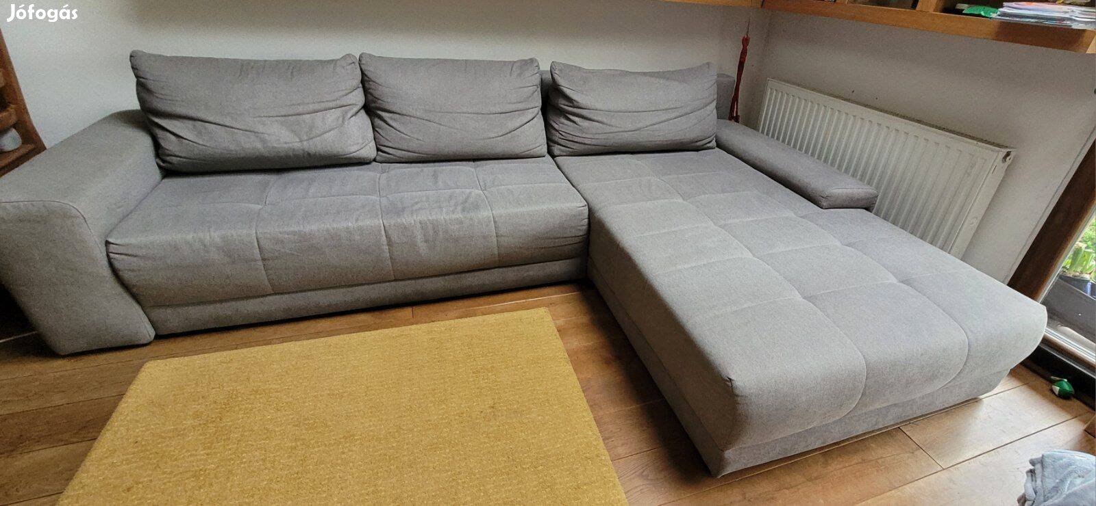 Möbelix Adria ágyazható sarok kanapé eladó