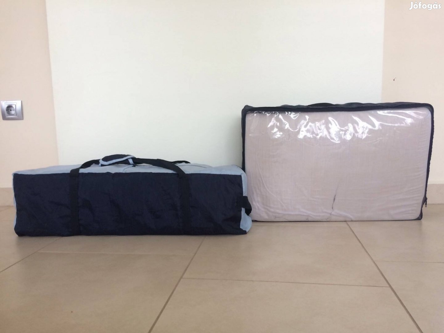 Mobil összecsukható kemping camping baba ágy ajándék matraccal