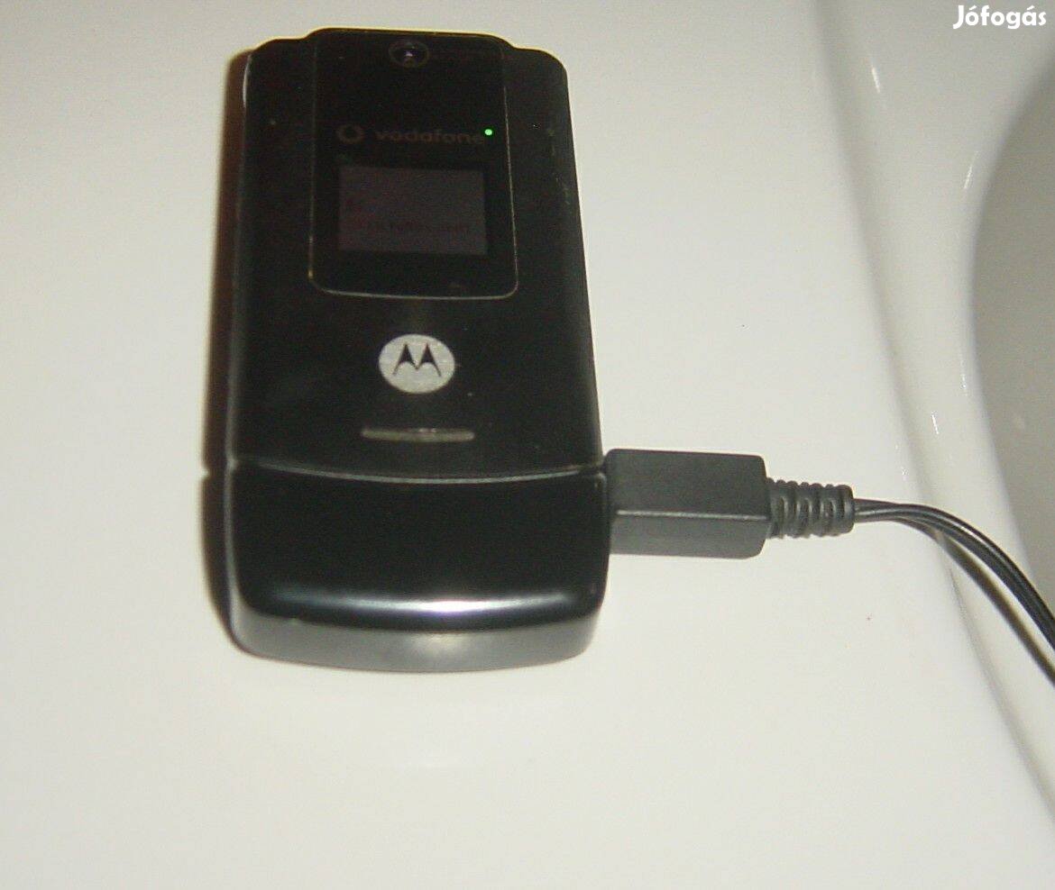 Mobiltelefon - Motorola W490 + töltő (működik) (2007) retro