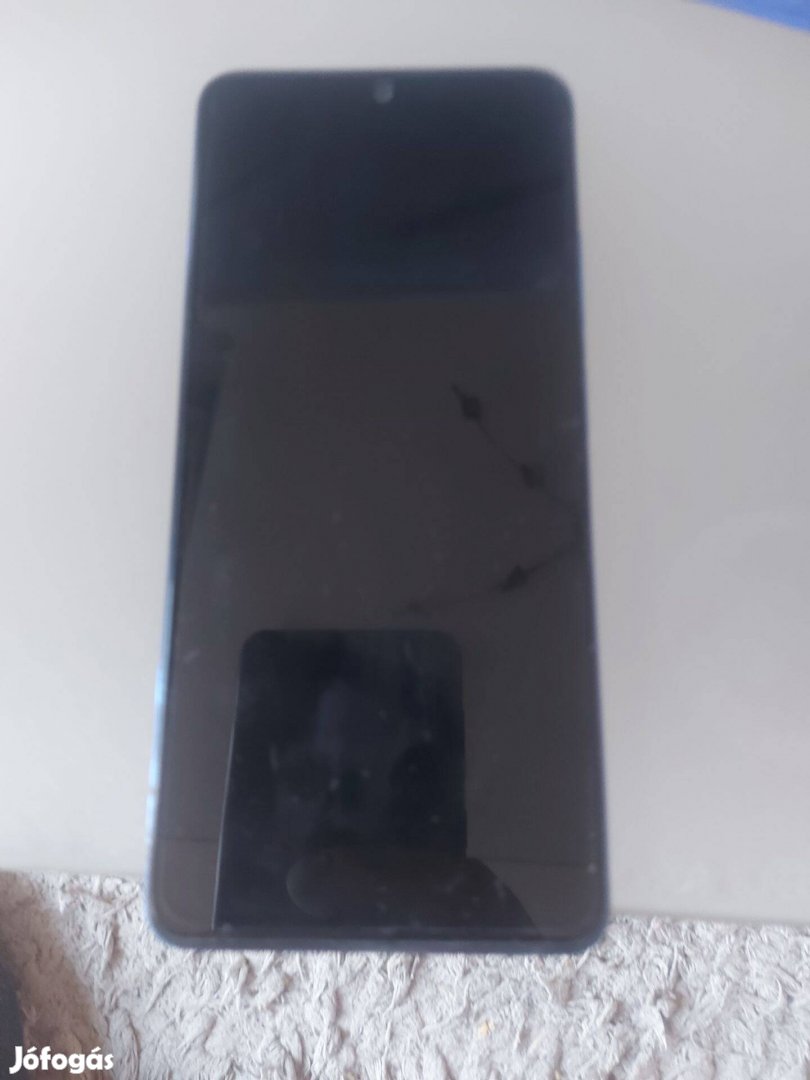 Mobiltelefon hasznalt karcmentes