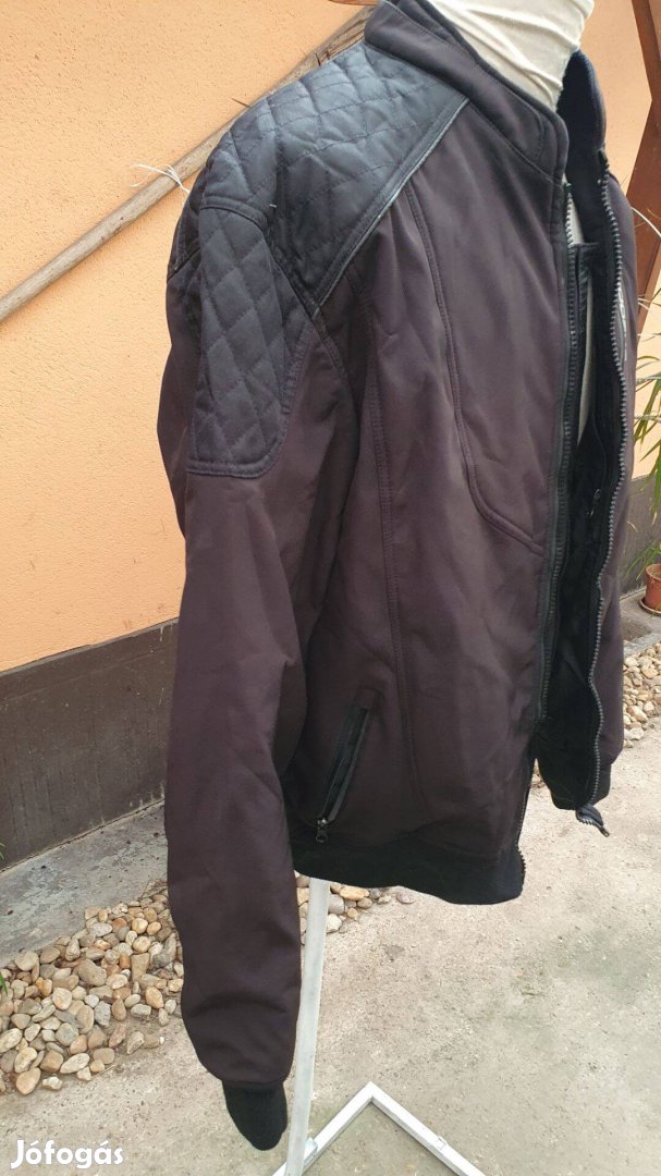 Modeka motoros dzseki 4xl