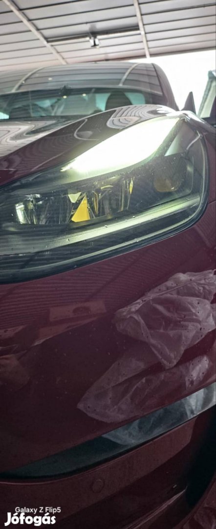 Model 3 Mátrix led bal oldali fényszóró 
