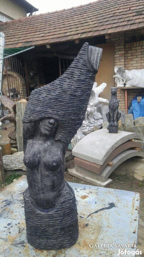 Modern Antracit szürke minimál absztrak női szobor Kerti Fagyálló műkő