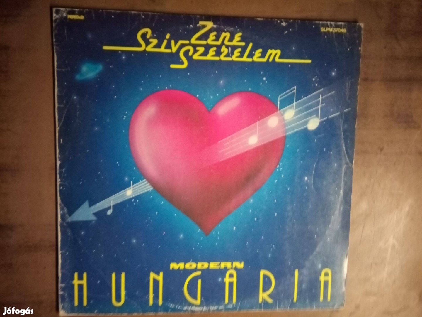 Modern Hungária bakelit nagylemez