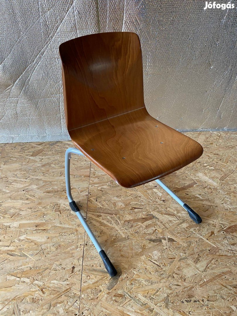 Modern, fa konferencia szék
