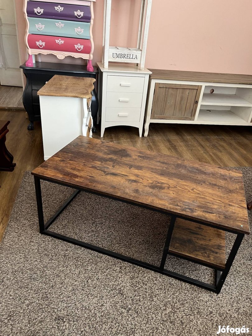 Modern dohányzóasztal 16000 ft bp.17 ker