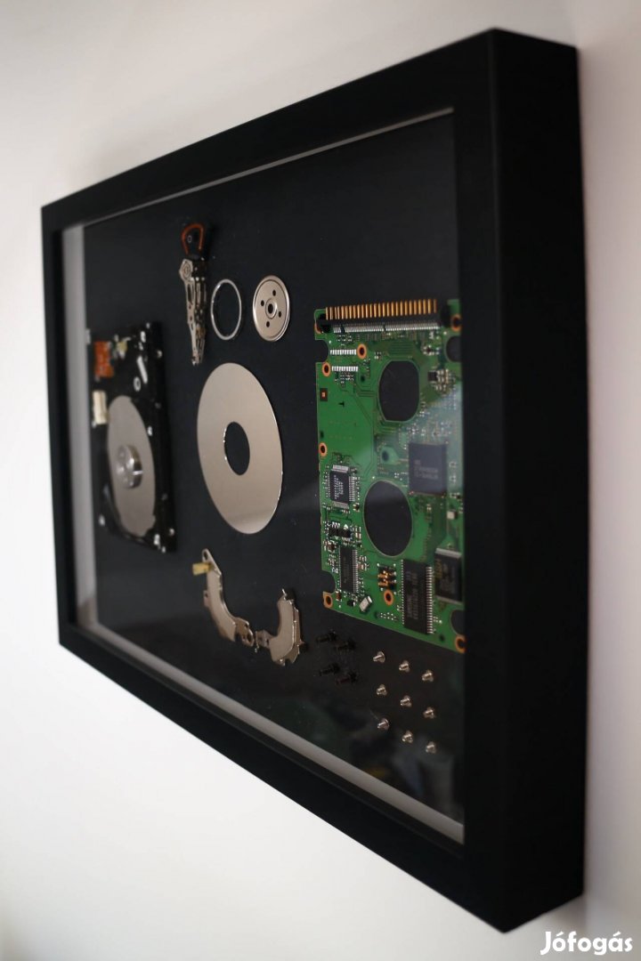 Modern fali dísz HDD-ből