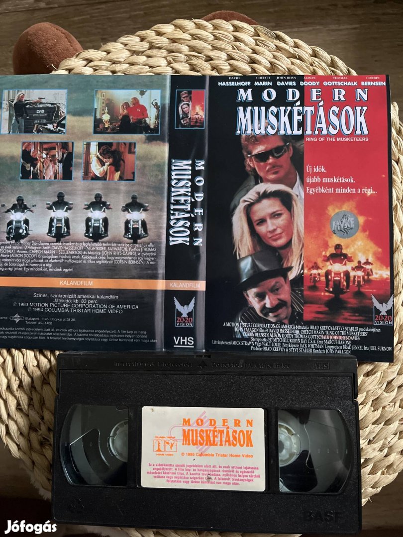 Modern muskétások vhs m