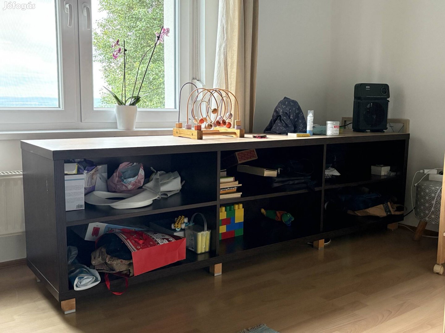 Modern nappali tv szekrény