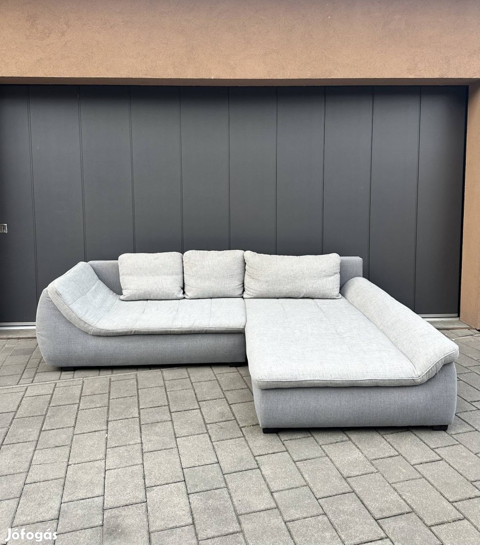 Modern sarokkanapé ágyazható, ágyneműtartós kivitelben