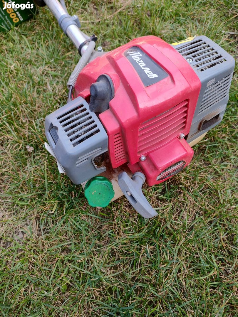 Moguljev fűkasza eladó.