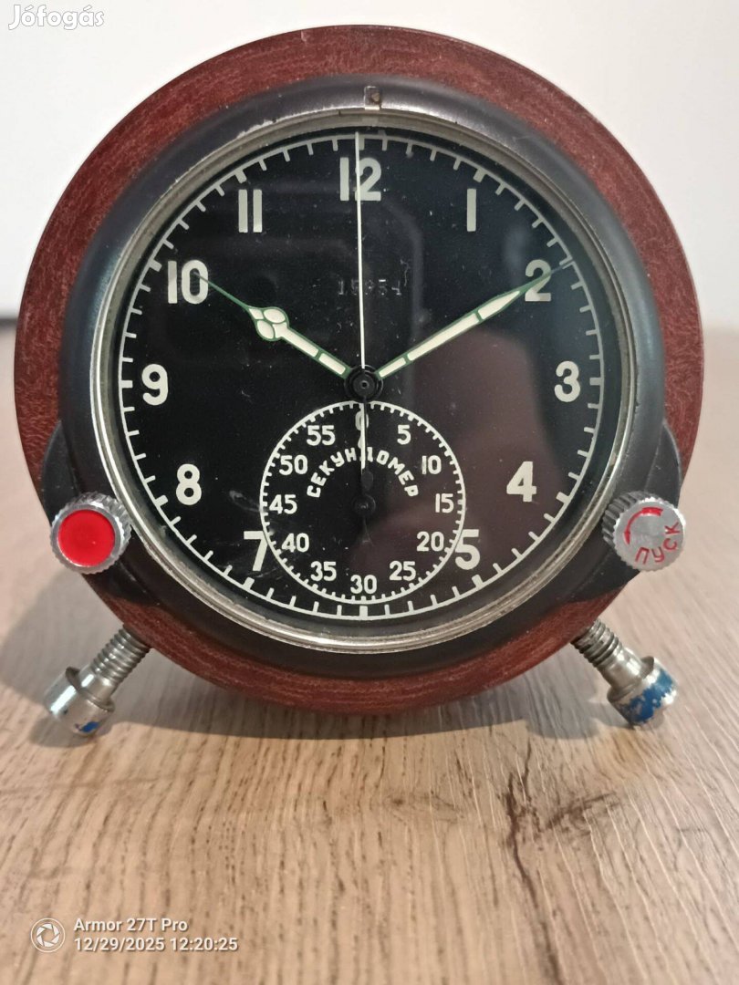 Molnija fedélzeti óra 2