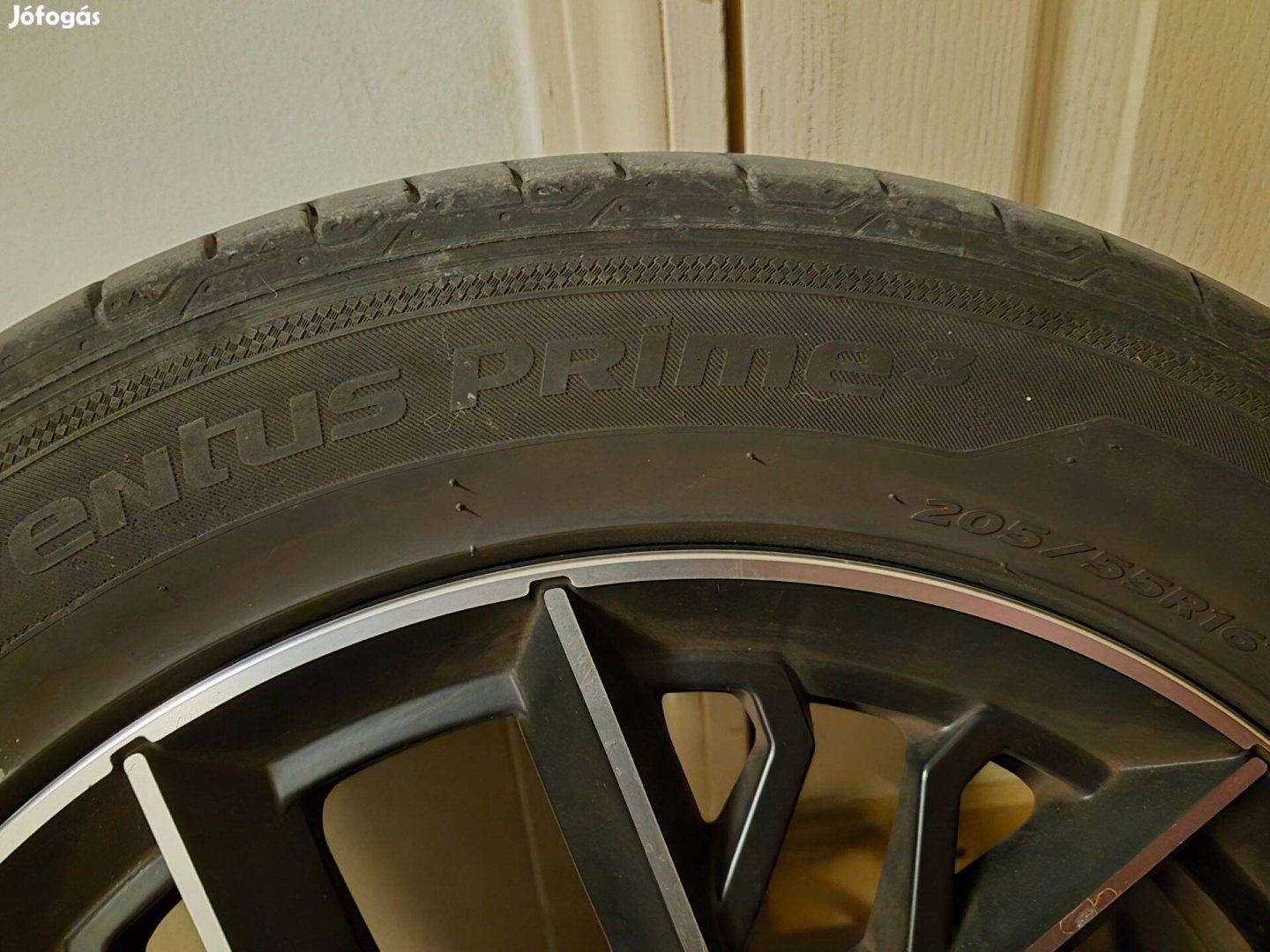 Momo 7J16 Alufelni Hankook 205/55R16 V91 Nyári Gumival Eladó