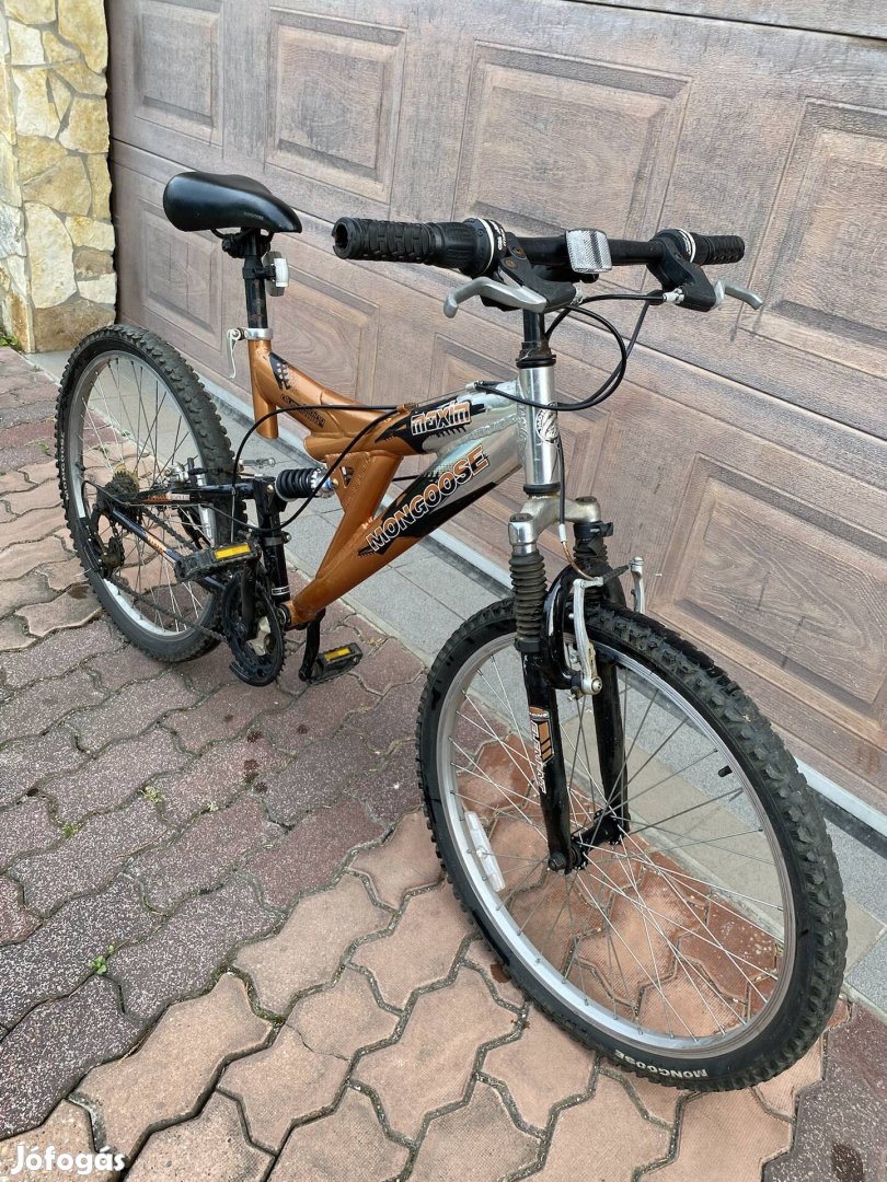 Mongoose maxim 24" colos gyerek kerékpár, bicikli