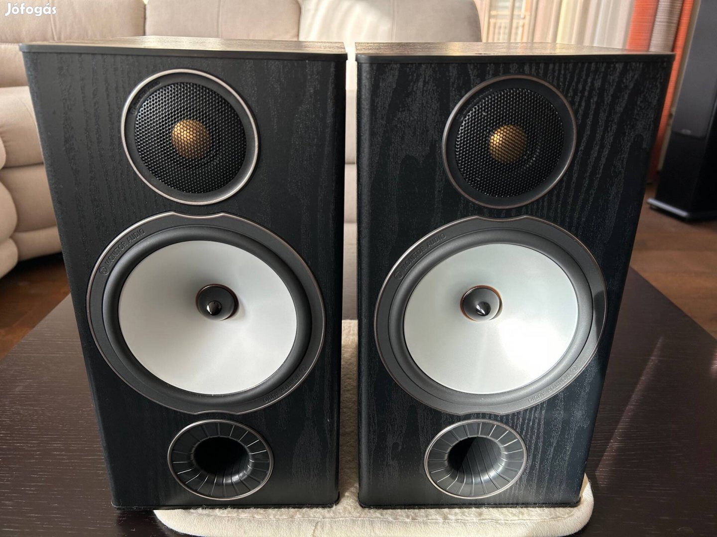 Monitor Audio Bronze BX2 háttérsugárzók