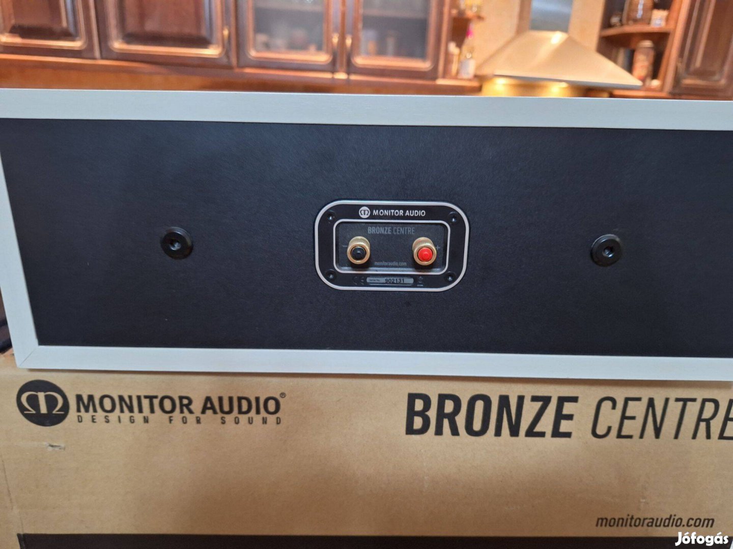 Monitor audio bronze center