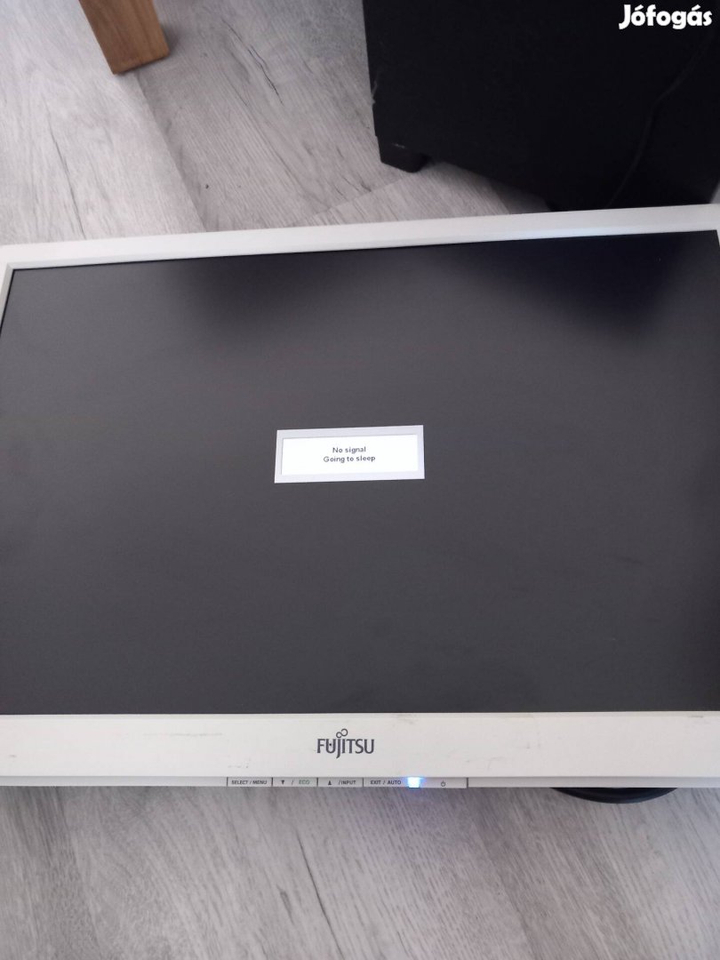Monitor olcsón eladó 